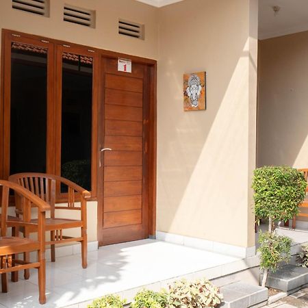 Reddoorz Near Buleleng Harbour 2 Hotel Singaraja  Exterior photo