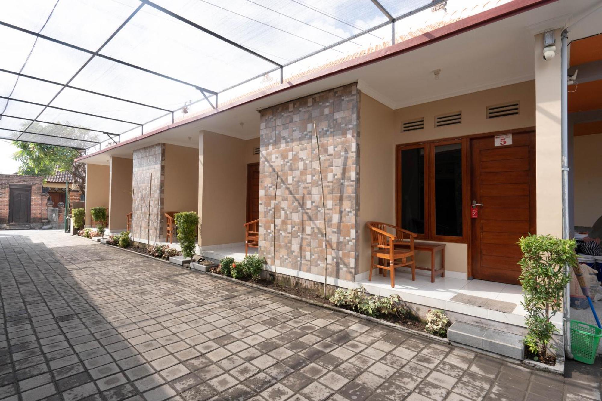 Reddoorz Near Buleleng Harbour 2 Hotel Singaraja  Exterior photo